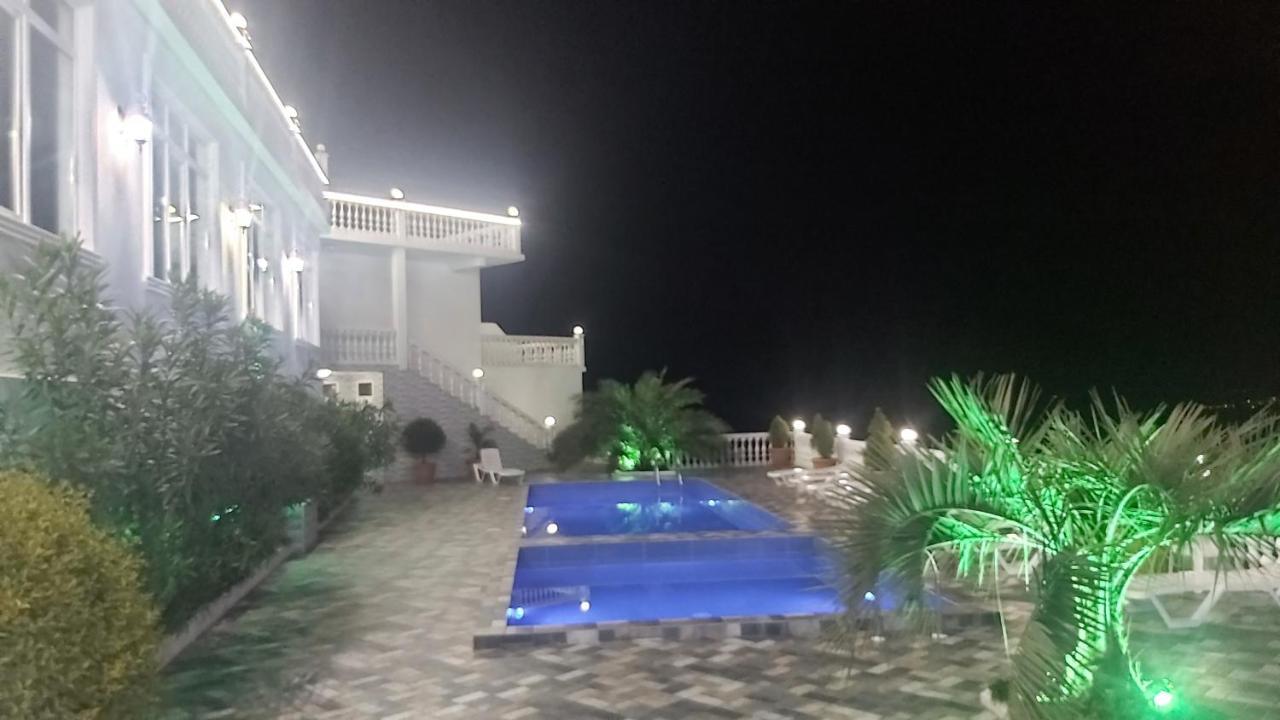 Hotel Zura Palace Kvariati Eksteriør bilde