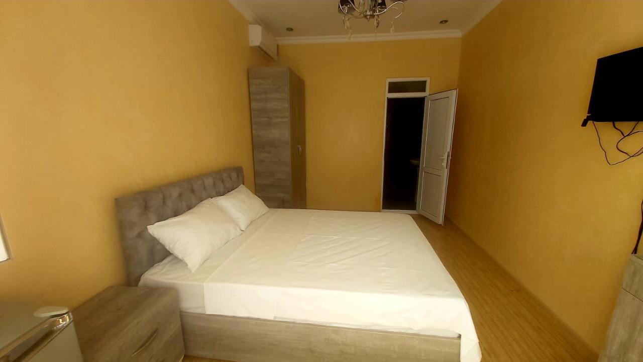 Hotel Zura Palace Kvariati Eksteriør bilde
