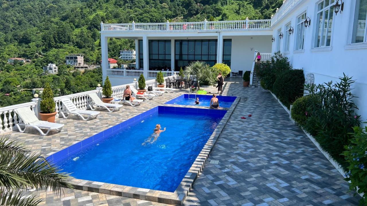 Hotel Zura Palace Kvariati Eksteriør bilde