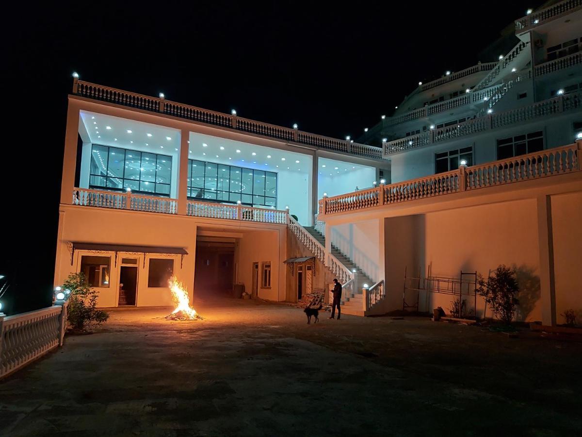 Hotel Zura Palace Kvariati Eksteriør bilde